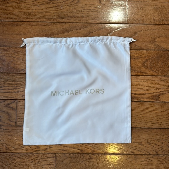 Michael Kors Set of Two White Drawstring Bags - Picture 9 of 13